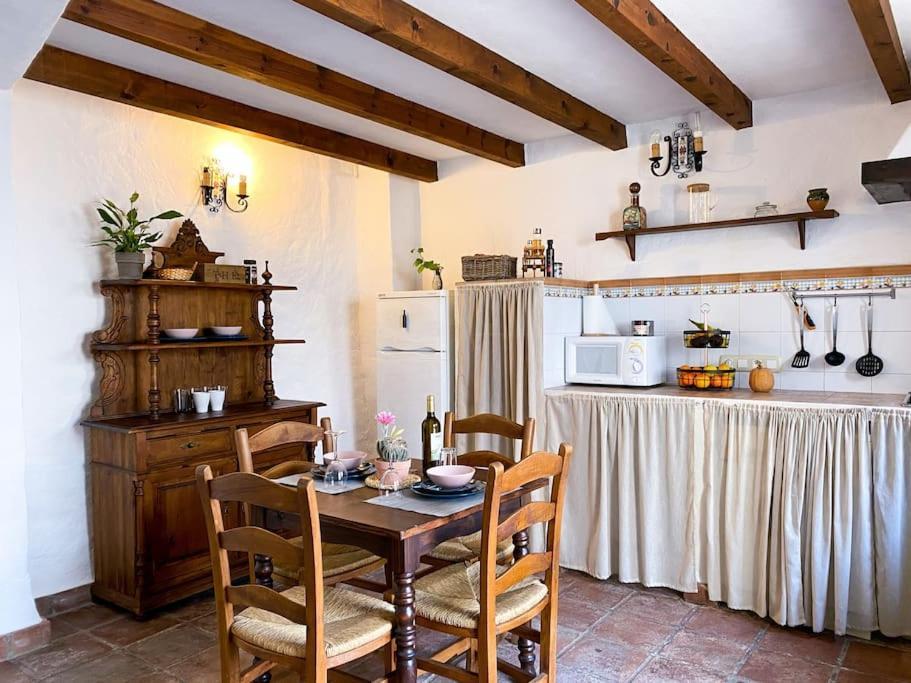 Casabenadalid. Casa Rural Con Piscina. Exterior photo